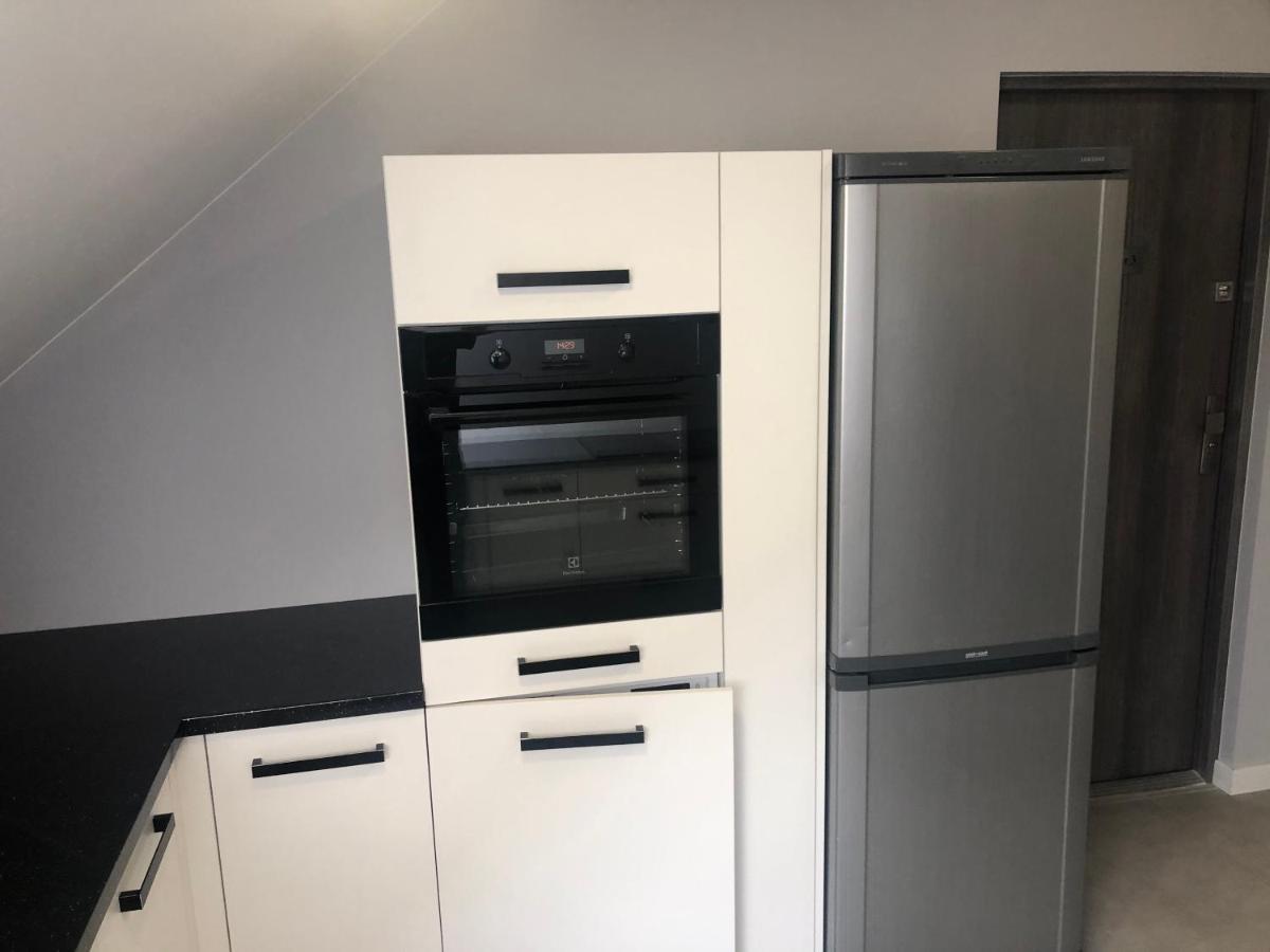 Klimatyzowane Apartamenty I Pokoje Przy Targach Kielce Ngoại thất bức ảnh